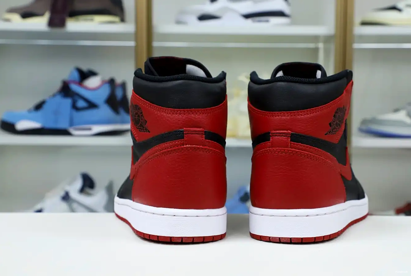 1 JORDAN OG 'BRED' HIGH AIR RETRO 0514